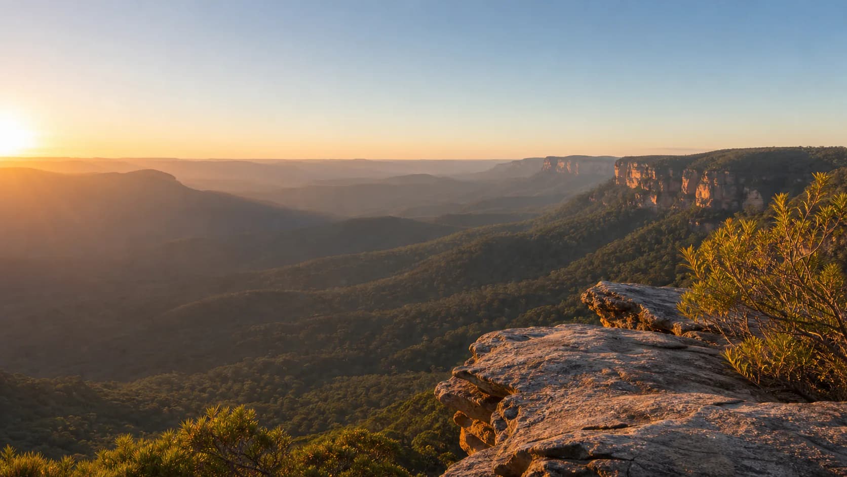 Blue Mountains NSW lookout near Solar Sparkies service areas